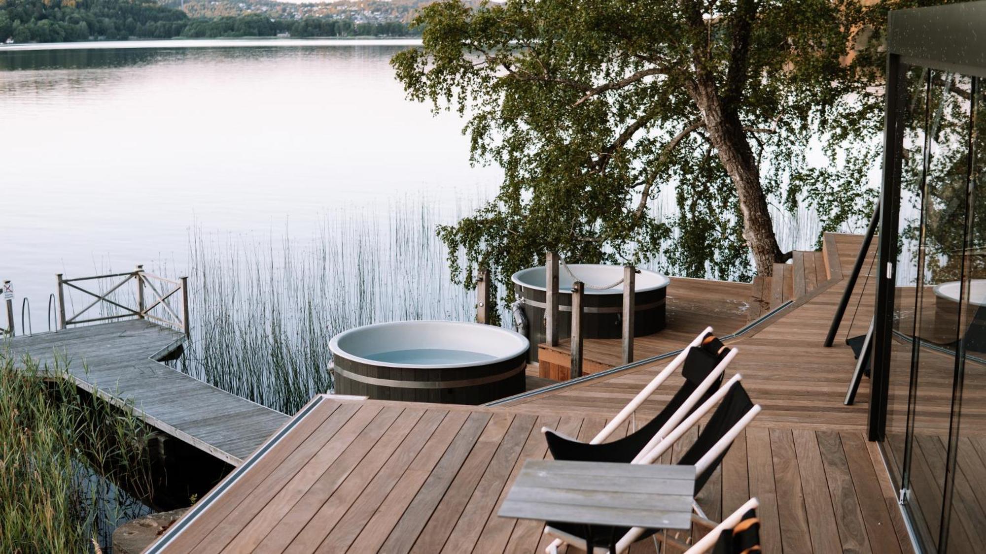 Hotell Haellsnaes & Restaurang 4*