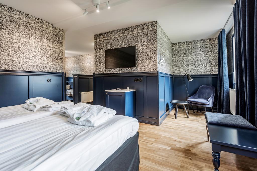 Haellsnaes & Restaurang Hotell