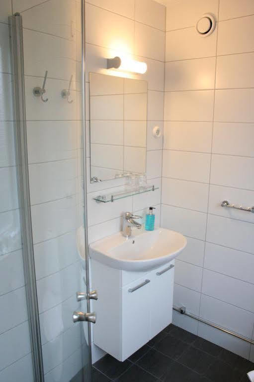 Haellsnaes & Restaurang Hotell