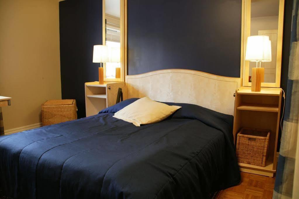 Hotell Haellsnaes & Restaurang 4*